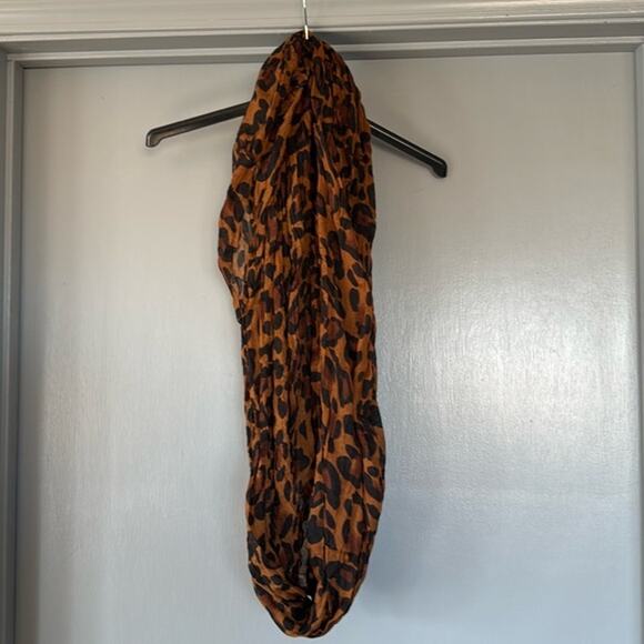 Women's Lightweight Leopard Infinity Scarf Polyester No Brand - Picture 1 of 3